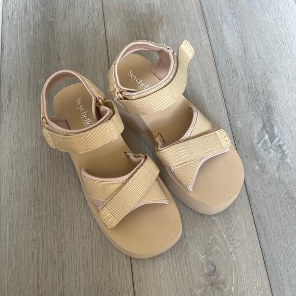 Seychelles 'Serenade' Women's 7.5 Nylon Nude Beige Platform Statement Sandal - Picture 3 of 10